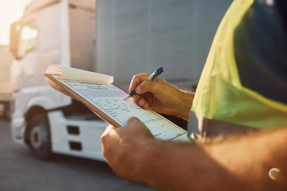 Top Truck Maintenance Tips for Fleet Efficiency